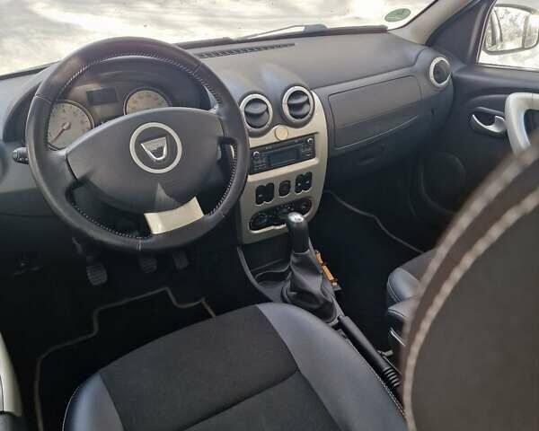 Черный Дачия Logan MCV, объемом двигателя 1.6 л и пробегом 180 тыс. км за 6999 $, фото 87 на Automoto.ua