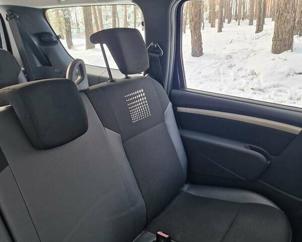 Черный Дачия Logan MCV, объемом двигателя 1.6 л и пробегом 180 тыс. км за 6999 $, фото 138 на Automoto.ua