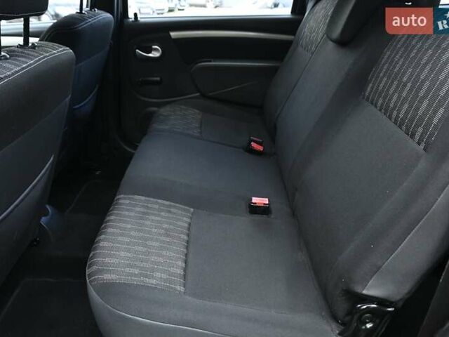 Черный Дачия Logan MCV, объемом двигателя 1.6 л и пробегом 135 тыс. км за 6950 $, фото 19 на Automoto.ua