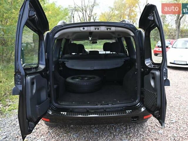 Черный Дачия Logan MCV, объемом двигателя 1.6 л и пробегом 135 тыс. км за 6950 $, фото 21 на Automoto.ua