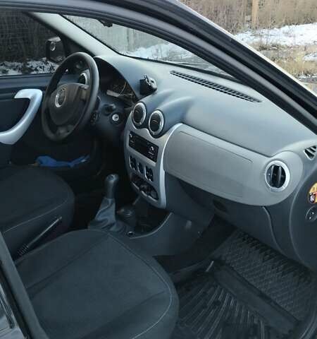 Чорний Дачія Logan MCV, об'ємом двигуна 1.6 л та пробігом 149 тис. км за 8000 $, фото 6 на Automoto.ua