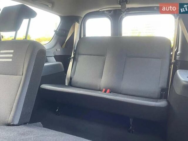 Черный Дачия Logan MCV, объемом двигателя 0 л и пробегом 145 тыс. км за 3500 $, фото 4 на Automoto.ua