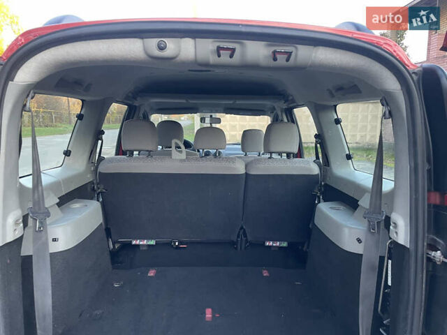 Дачия Logan MCV 2008 в Млынове на Automoto.ua Красный Дачия Logan MCV, объемом двигателя 1.6 л и пробегом 204 тыс. км за 4850 $, фото 8 на Automoto.ua