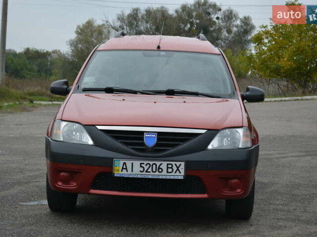 Красный Дачия Logan MCV, объемом двигателя 1.6 л и пробегом 192 тыс. км за 4900 $, фото 2 на Automoto.ua