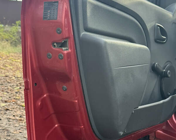 Дачія Logan MCV 2008 у Києві на Automoto.ua Червоний Дачія Logan MCV, об'ємом двигуна 1.6 л та пробігом 81 тис. км за 5300 $, фото 19 на Automoto.ua