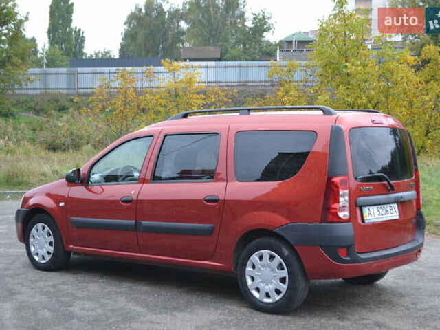 Красный Дачия Logan MCV, объемом двигателя 1.6 л и пробегом 192 тыс. км за 4900 $, фото 5 на Automoto.ua