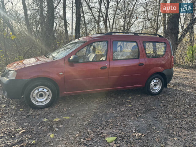 Дачія Logan MCV 2008 у Києві на Automoto.ua Червоний Дачія Logan MCV, об'ємом двигуна 1.6 л та пробігом 81 тис. км за 5300 $, фото 3 на Automoto.ua