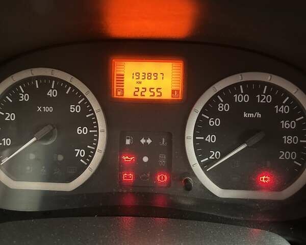 Красный Дачия Logan MCV, объемом двигателя 1.6 л и пробегом 194 тыс. км за 4500 $, фото 14 на Automoto.ua