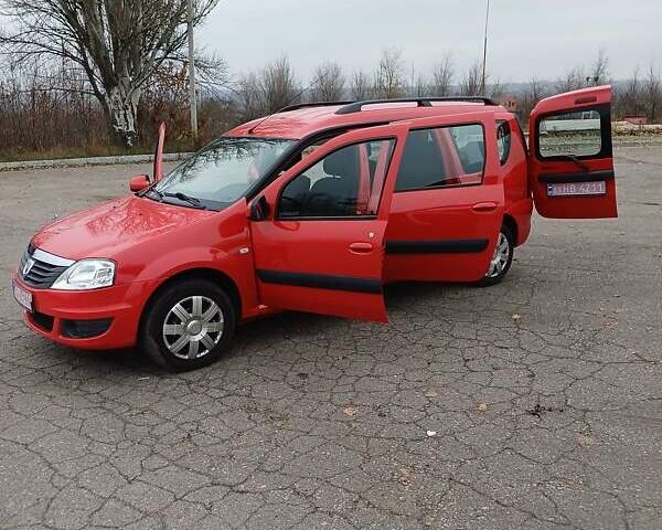 Красный Дачия Logan MCV, объемом двигателя 1.6 л и пробегом 159 тыс. км за 5850 $, фото 9 на Automoto.ua