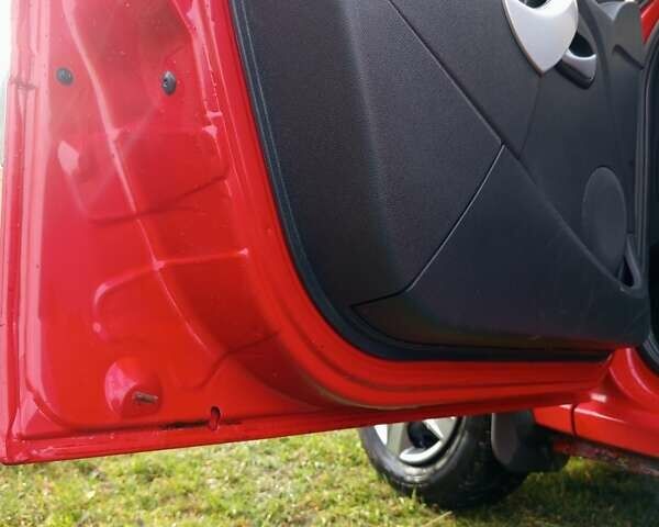 Червоний Дачія Logan MCV, об'ємом двигуна 1.6 л та пробігом 263 тис. км за 5500 $, фото 13 на Automoto.ua