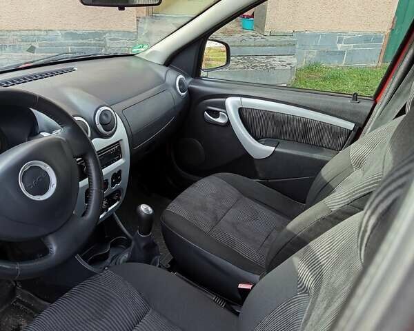 Червоний Дачія Logan MCV, об'ємом двигуна 1.6 л та пробігом 263 тис. км за 5500 $, фото 16 на Automoto.ua