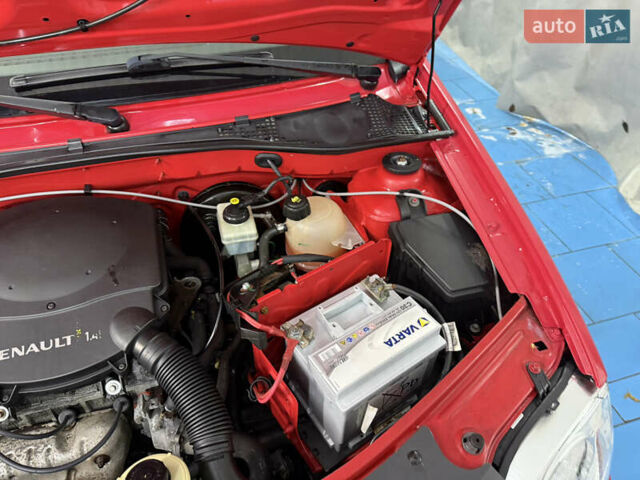 Дачия Logan MCV 2009 в Днепре (Днепропетровске) на Automoto.ua Красный Дачия Logan MCV, объемом двигателя 1.39 л и пробегом 213 тыс. км за 4200 $, фото 33 на Automoto.ua