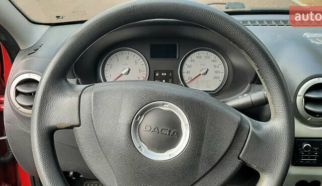 Дачия Logan MCV 2011 в Чернигове на Automoto.ua Красный Дачия Logan MCV, объемом двигателя 1.6 л и пробегом 178 тыс. км за 6650 $, фото 27 на Automoto.ua