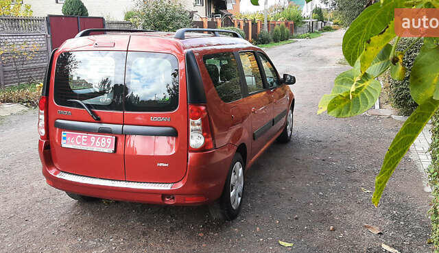 Красный Дачия Logan MCV, объемом двигателя 1.6 л и пробегом 178 тыс. км за 6650 $, фото 5 на Automoto.ua