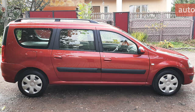 Красный Дачия Logan MCV, объемом двигателя 1.6 л и пробегом 178 тыс. км за 6650 $, фото 9 на Automoto.ua
