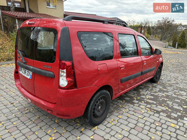 Дачия Logan MCV 2011 в Ровно на Automoto.ua Красный Дачия Logan MCV, объемом двигателя 1.6 л и пробегом 190 тыс. км за 5550 $, фото 5 на Automoto.ua