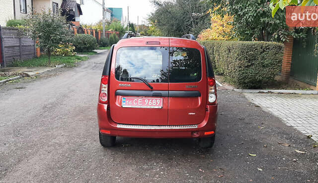 Красный Дачия Logan MCV, объемом двигателя 1.6 л и пробегом 178 тыс. км за 6650 $, фото 14 на Automoto.ua