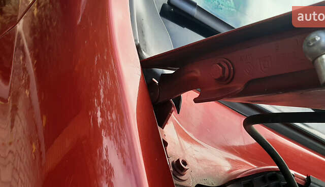 Красный Дачия Logan MCV, объемом двигателя 1.6 л и пробегом 178 тыс. км за 6650 $, фото 56 на Automoto.ua