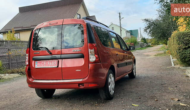 Дачия Logan MCV 2011 в Чернигове на Automoto.ua Красный Дачия Logan MCV, объемом двигателя 1.6 л и пробегом 178 тыс. км за 6650 $, фото 12 на Automoto.ua
