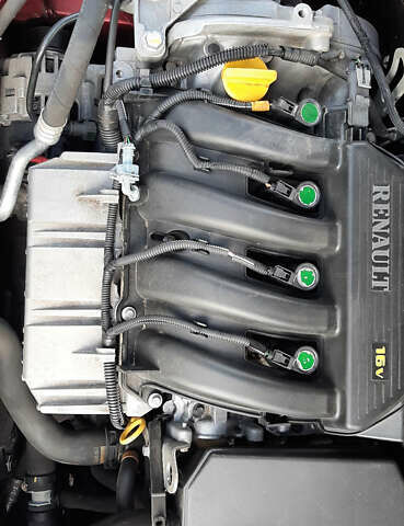 Дачия Logan MCV 2011 в Чернигове на Automoto.ua Красный Дачия Logan MCV, объемом двигателя 1.6 л и пробегом 178 тыс. км за 6650 $, фото 14 на Automoto.ua