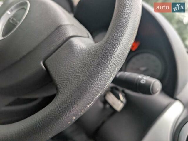 Красный Дачия Logan MCV, объемом двигателя 1.6 л и пробегом 243 тыс. км за 5999 $, фото 21 на Automoto.ua