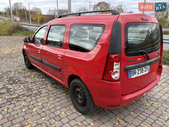 Дачия Logan MCV 2011 в Ровно на Automoto.ua Красный Дачия Logan MCV, объемом двигателя 1.6 л и пробегом 190 тыс. км за 5550 $, фото 9 на Automoto.ua