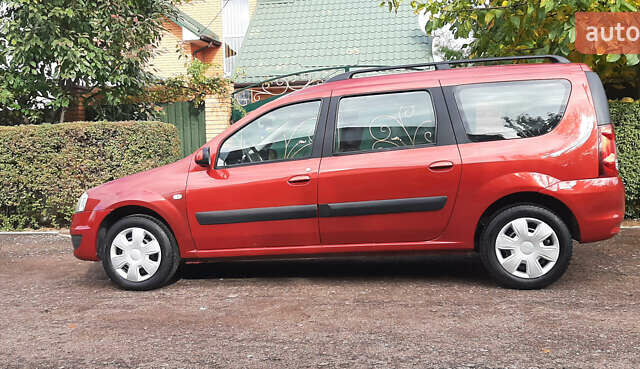 Дачия Logan MCV 2011 в Чернигове на Automoto.ua Красный Дачия Logan MCV, объемом двигателя 1.6 л и пробегом 178 тыс. км за 6650 $, фото 4 на Automoto.ua