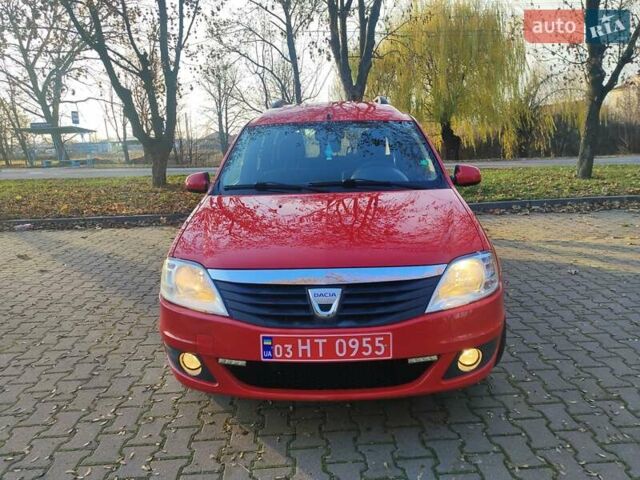 Красный Дачия Logan MCV, объемом двигателя 1.6 л и пробегом 190 тыс. км за 5700 $, фото 1 на Automoto.ua