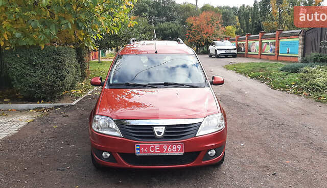 Дачия Logan MCV 2011 в Чернигове на Automoto.ua Красный Дачия Logan MCV, объемом двигателя 1.6 л и пробегом 178 тыс. км за 6650 $, фото 7 на Automoto.ua