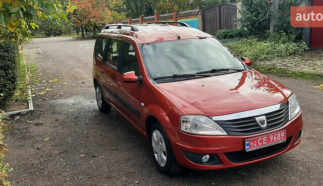 Дачия Logan MCV 2011 в Чернигове на Automoto.ua Красный Дачия Logan MCV, объемом двигателя 1.6 л и пробегом 178 тыс. км за 6650 $, фото 5 на Automoto.ua