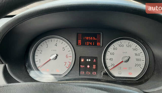 Дачия Logan MCV 2011 в Чернигове на Automoto.ua Красный Дачия Logan MCV, объемом двигателя 1.6 л и пробегом 178 тыс. км за 6650 $, фото 25 на Automoto.ua