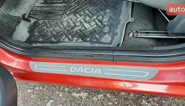 Красный Дачия Logan MCV, объемом двигателя 1.6 л и пробегом 178 тыс. км за 6650 $, фото 35 на Automoto.ua