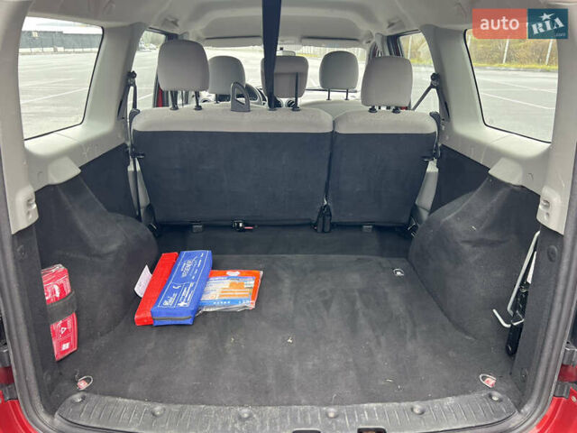 Красный Дачия Logan MCV, объемом двигателя 1.6 л и пробегом 161 тыс. км за 7200 $, фото 10 на Automoto.ua