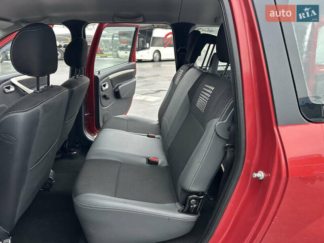 Красный Дачия Logan MCV, объемом двигателя 1.6 л и пробегом 120 тыс. км за 7300 $, фото 39 на Automoto.ua