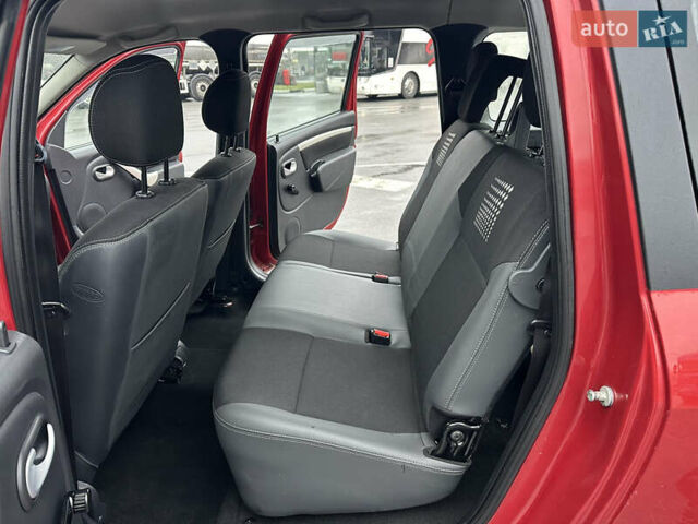 Красный Дачия Logan MCV, объемом двигателя 1.6 л и пробегом 120 тыс. км за 7300 $, фото 37 на Automoto.ua