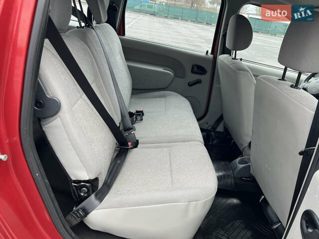 Красный Дачия Logan MCV, объемом двигателя 1.6 л и пробегом 161 тыс. км за 7200 $, фото 16 на Automoto.ua