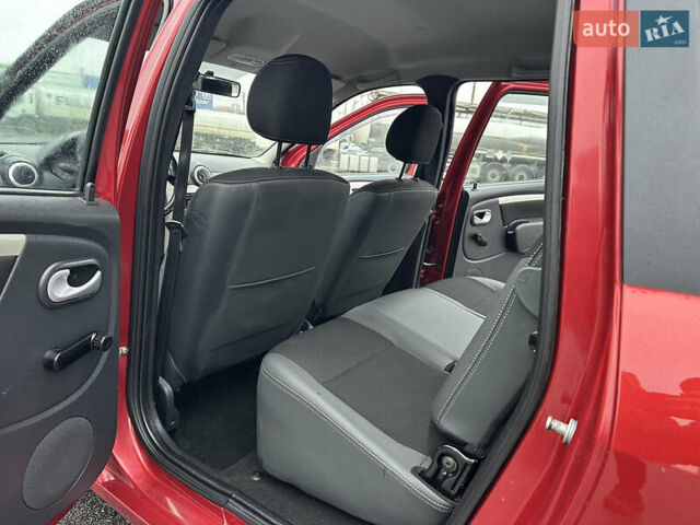 Красный Дачия Logan MCV, объемом двигателя 1.6 л и пробегом 120 тыс. км за 7300 $, фото 36 на Automoto.ua
