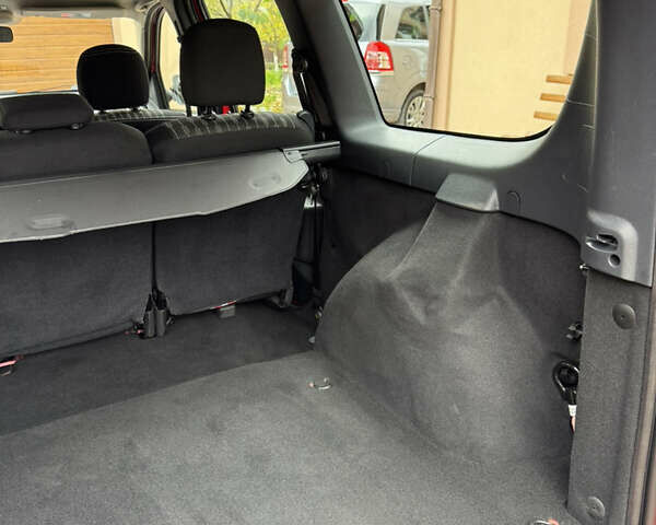 Дачия Logan MCV 2012 в Казатине на Automoto.ua Красный Дачия Logan MCV, объемом двигателя 1.6 л и пробегом 173 тыс. км за 6700 $, фото 37 на Automoto.ua