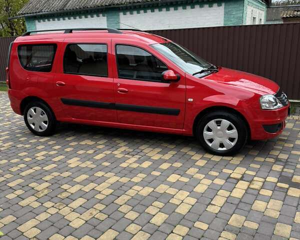 Дачия Logan MCV 2012 в Казатине на Automoto.ua Красный Дачия Logan MCV, объемом двигателя 1.6 л и пробегом 173 тыс. км за 6700 $, фото 6 на Automoto.ua