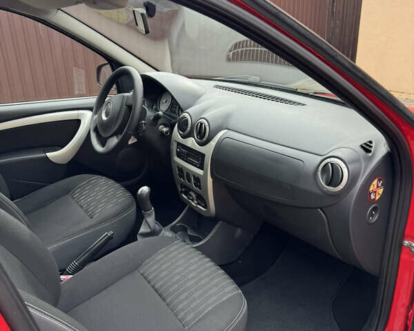 Дачия Logan MCV 2012 в Казатине на Automoto.ua Красный Дачия Logan MCV, объемом двигателя 1.6 л и пробегом 173 тыс. км за 6700 $, фото 30 на Automoto.ua