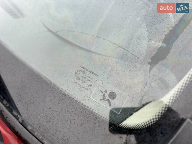 Красный Дачия Logan MCV, объемом двигателя 1.6 л и пробегом 120 тыс. км за 7300 $, фото 7 на Automoto.ua