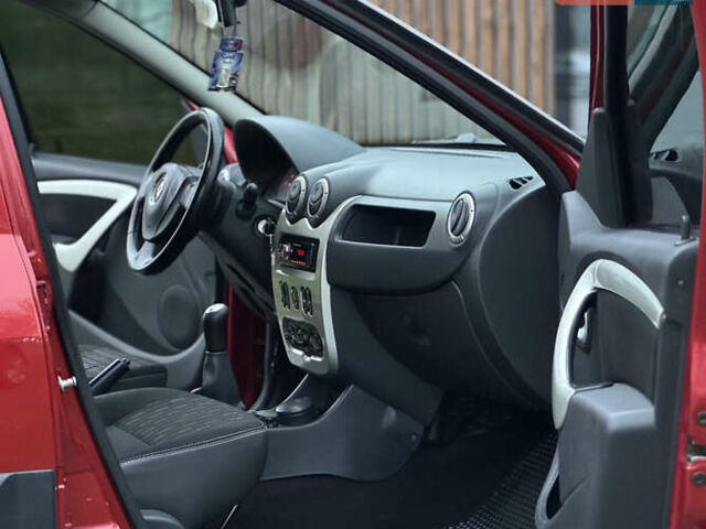 Червоний Дачія Logan MCV, об'ємом двигуна 1.6 л та пробігом 218 тис. км за 6500 $, фото 18 на Automoto.ua