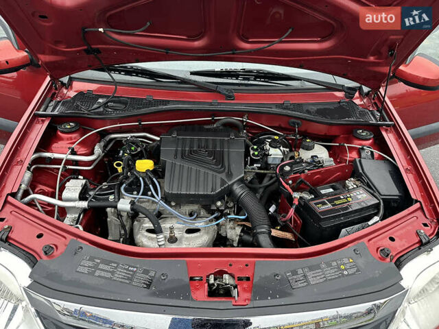 Красный Дачия Logan MCV, объемом двигателя 1.6 л и пробегом 120 тыс. км за 7300 $, фото 54 на Automoto.ua