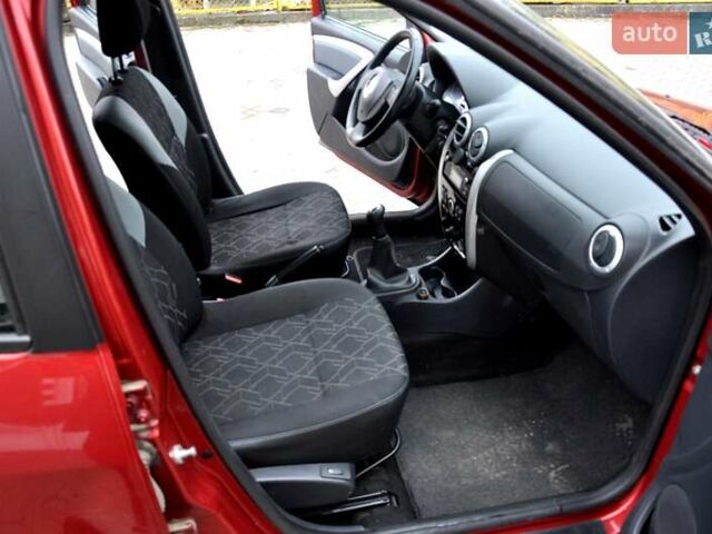 Червоний Дачія Logan MCV, об'ємом двигуна 1.6 л та пробігом 90 тис. км за 7500 $, фото 24 на Automoto.ua