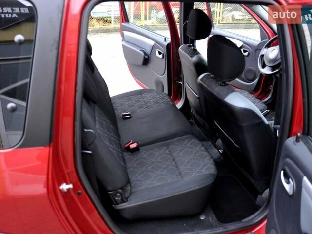Червоний Дачія Logan MCV, об'ємом двигуна 1.6 л та пробігом 90 тис. км за 7500 $, фото 22 на Automoto.ua