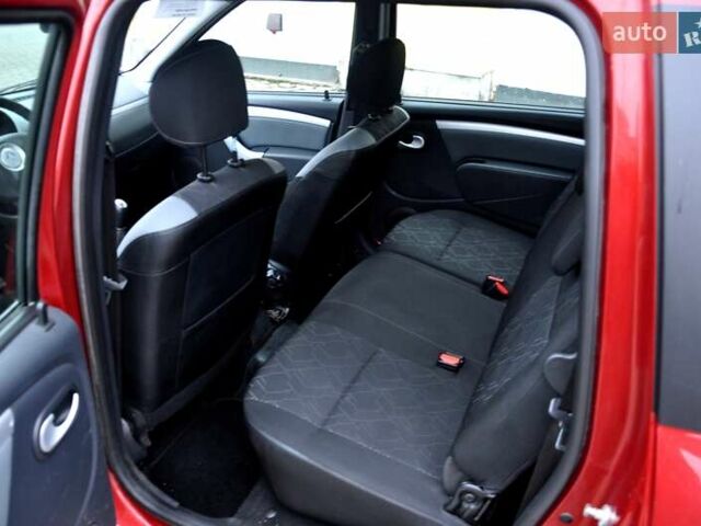Червоний Дачія Logan MCV, об'ємом двигуна 1.6 л та пробігом 90 тис. км за 7500 $, фото 18 на Automoto.ua