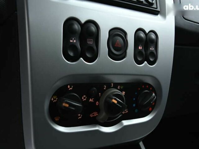 Дачия Logan MCV, объемом двигателя 1.6 л и пробегом 109 тыс. км за 5950 $, фото 22 на Automoto.ua