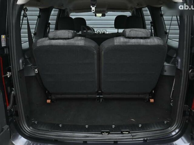 Дачия Logan MCV, объемом двигателя 1.6 л и пробегом 109 тыс. км за 5950 $, фото 29 на Automoto.ua