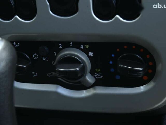 Дачия Logan MCV, объемом двигателя 0 л и пробегом 135 тыс. км за 6950 $, фото 26 на Automoto.ua