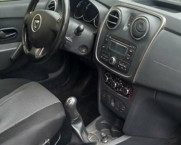 Дачія Logan MCV, об'ємом двигуна 1.5 л та пробігом 316 тис. км за 3500 $, фото 3 на Automoto.ua